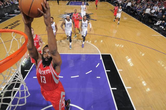 nba球员历史单场三分纪录（达成三分出手占比历史里程碑的NBA经典球队）(7)