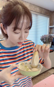 ​姜妍个人资料（姜妍：错爱妈宝男，遭男友妈嫌弃，干妈宋丹丹拿她当亲闺女）