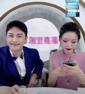 ​郭敬明朱梓骁（朱梓骁可比陈学冬惨多了）