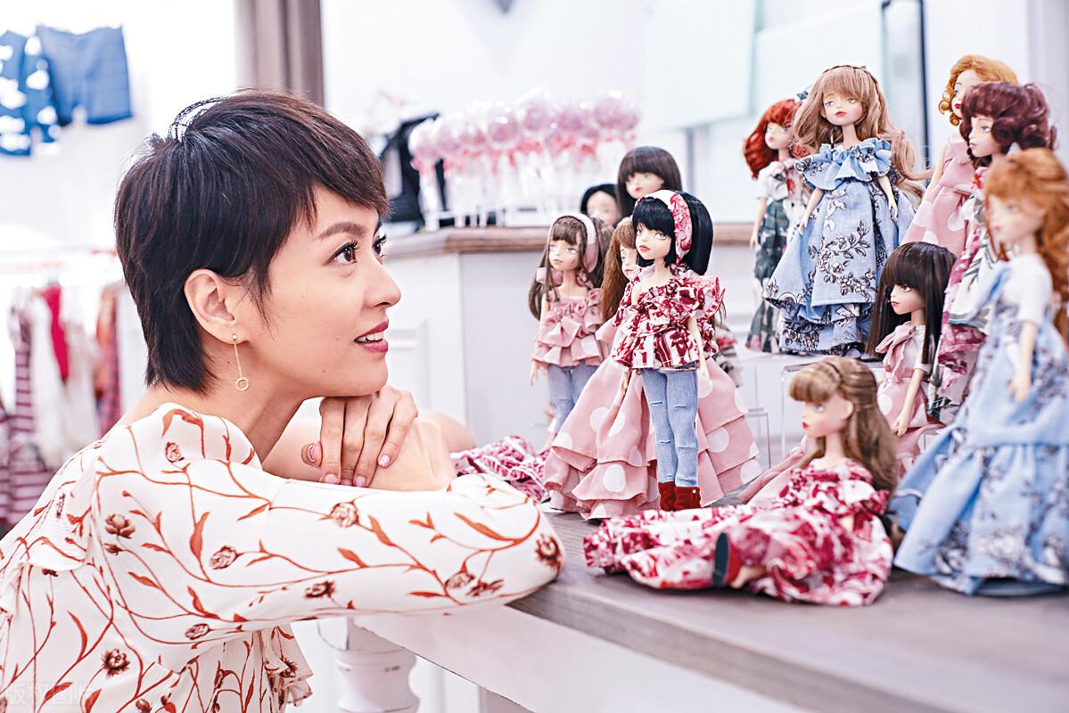 梁咏琪个人资料简介体重（玉女情史之梁咏琪：23岁为了爱情甘当小三，35岁闪婚老外幸福至今）