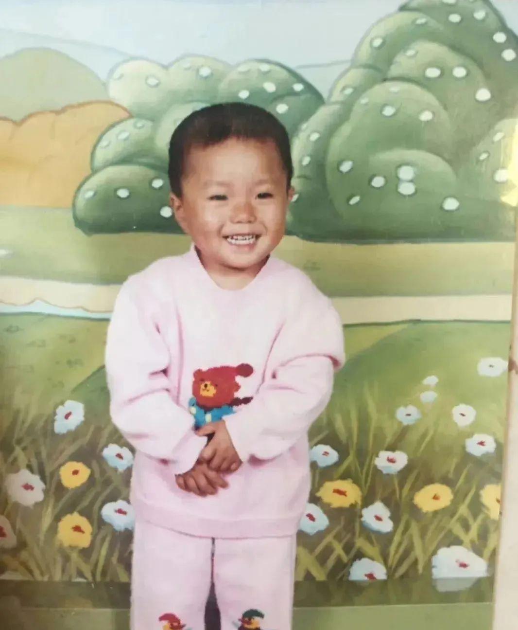 李雪琴的个人资料 ：一个“丧”女孩，凭什么能火三年？