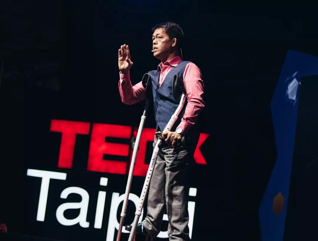 TED经典演讲（8分钟TED演讲震撼千万人心）(2)