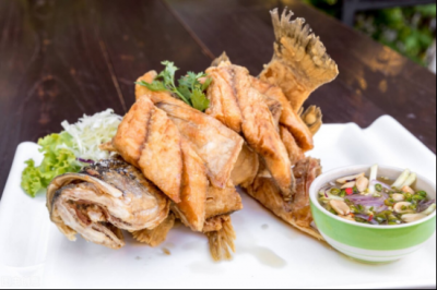 ​鲈鱼怎样做最好吃？教你饭店88元的招牌菜，自己做在家成本不到20块