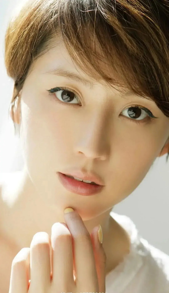 牛奶肌肤的长泽雅美俘获了多少男人的心？