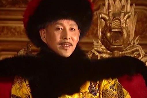 康熙妃嫔那么多,为什么很多年都没有立皇后