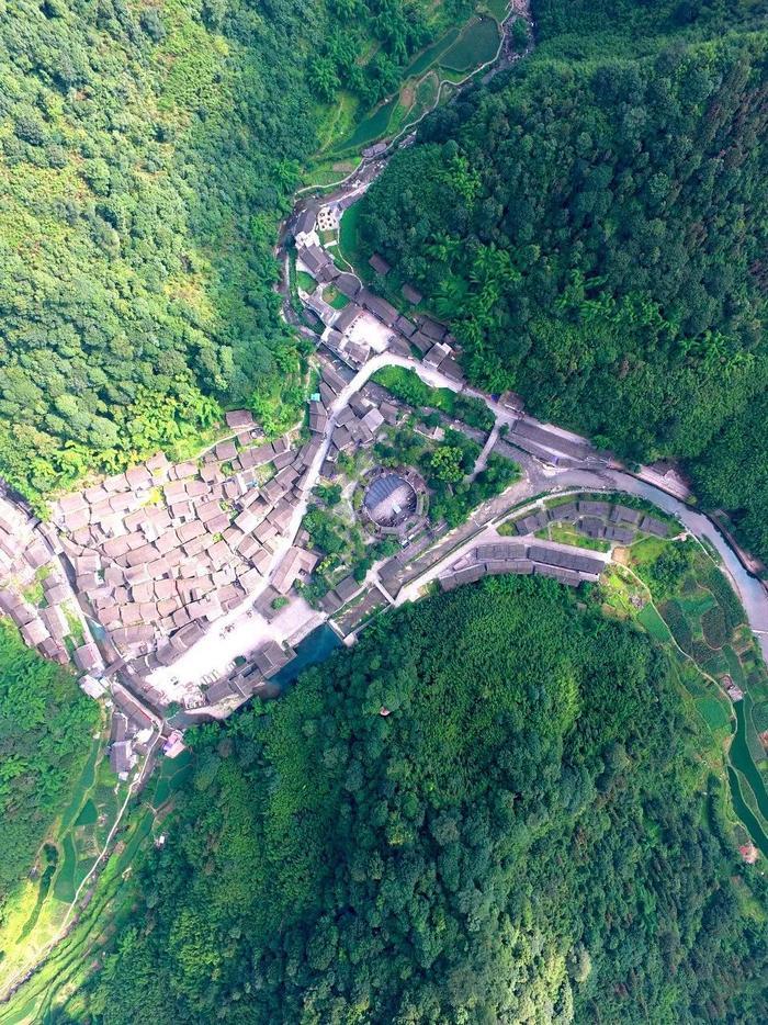 北纬30°的这里有盗墓剧《怒晴湘西》取景地