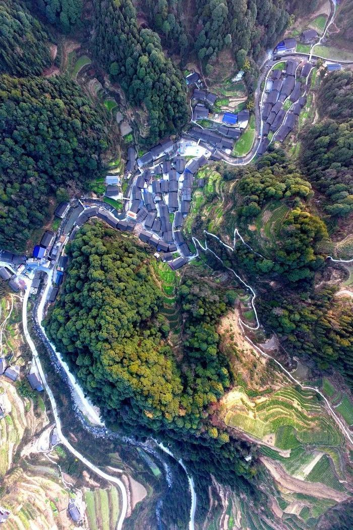 北纬30°的这里有盗墓剧《怒晴湘西》取景地