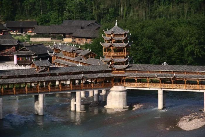 北纬30°的这里有盗墓剧《怒晴湘西》取景地