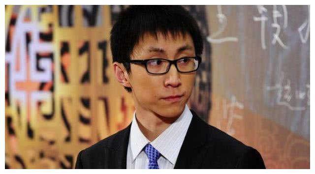 大学时代的他破解“世界难题”，22岁成大学教授，现状怎样？