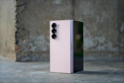 ​当折叠形态与AI热点结合，三星Galaxy Z Fold6能成为爆品吗？