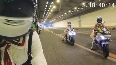 ​警方通报：3名女骑手全部归案