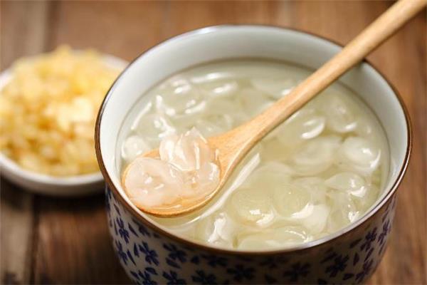 皂角米和燕窝可以一起炖吗 皂角米和燕窝的做法
