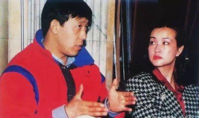 ​47岁周韵现状，皮肤紧致状态好，打败宁静刘晓庆，成功俘获姜文