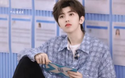 ​蔡徐坤怎么又火上热搜了？ 总结“三个”诡异和“一个”不一样