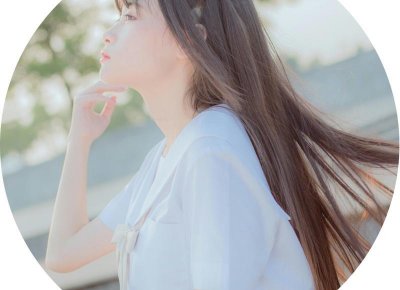 ​适合堵车时发的幽默文案，堵车别堵心，笑一笑，换个心情看风景