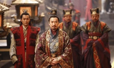​三者相比，哪个在实权上更胜一筹？吏部尚书、兵部尚书、户部尚书