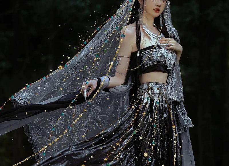 水瓶座喜欢一个人有啥表现 怎么看出水瓶座喜欢你