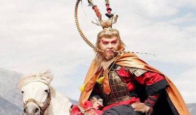 ​当年的通臂猿猴“牺牲”有多大？当他卸下妆容，男神一枚