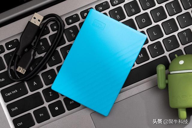 西数mypassport随行版移动硬盘（小巧精致到装兜即走的机械式移动硬盘）(6)