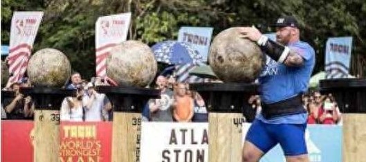 “世界最强壮男人”：肱二头肌粗43厘米，长得像野兽！