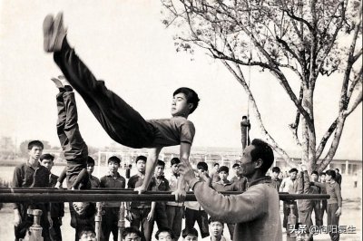 ​广东省首批国家级示范性普通高中-石门中学