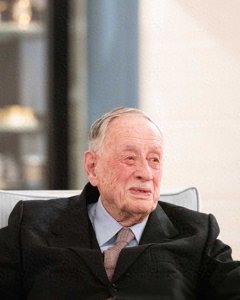法媒:102岁戴高乐长子菲利普·戴高乐去世