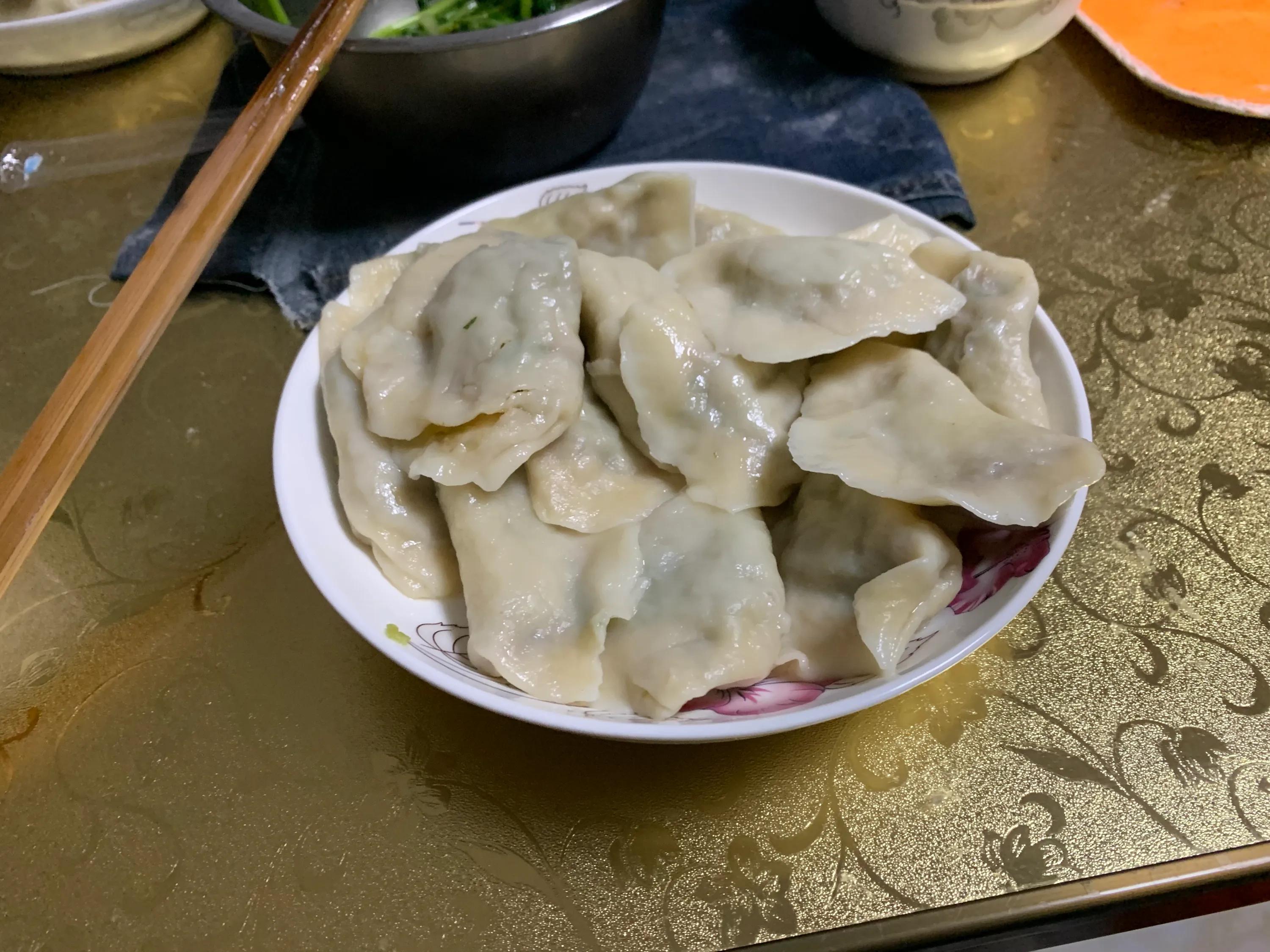 让父母在老家还是接到身边 一般老年人不想去城里住