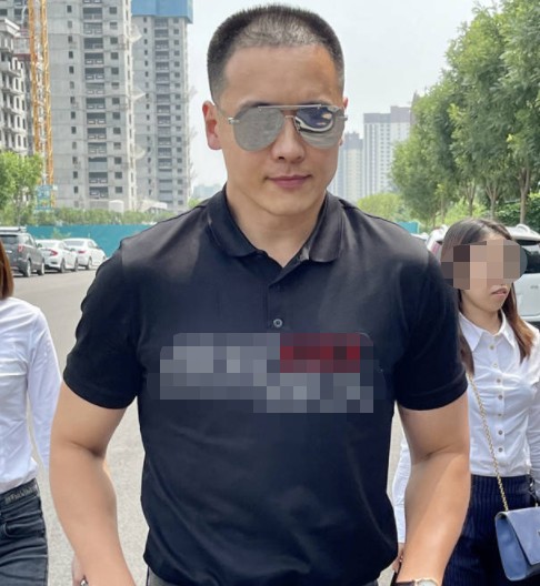 高云翔八卦事件(高云翔出轨后正式复出)