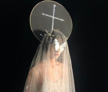 ​今年火到“单曲循环”的4首歌，好听到“让人尖叫”，00后都爱听