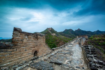 ​小说：什么！穿越三国不仅有系统，第一美人貂蝉还是我未婚妻？