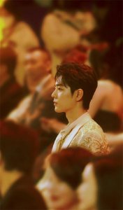 ​肖战王一博封神系列壁纸｜孤独而灿烂的神