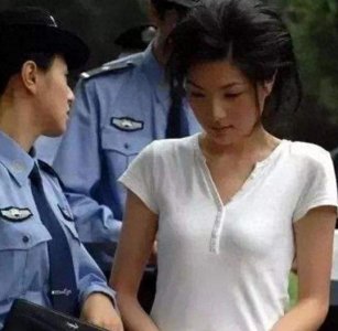 ​死刑犯毕丽梅，2005年枪决后火葬场“死而复生”，家属跪求放过她