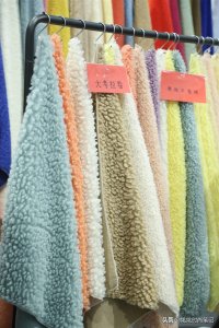 ​衣服掉毛怎么办？教你3招解决掉毛、粘毛烦恼，轻松过冬天