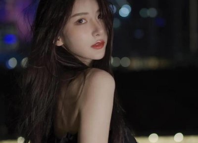 ​细品烟火岁月，静赏风里落花