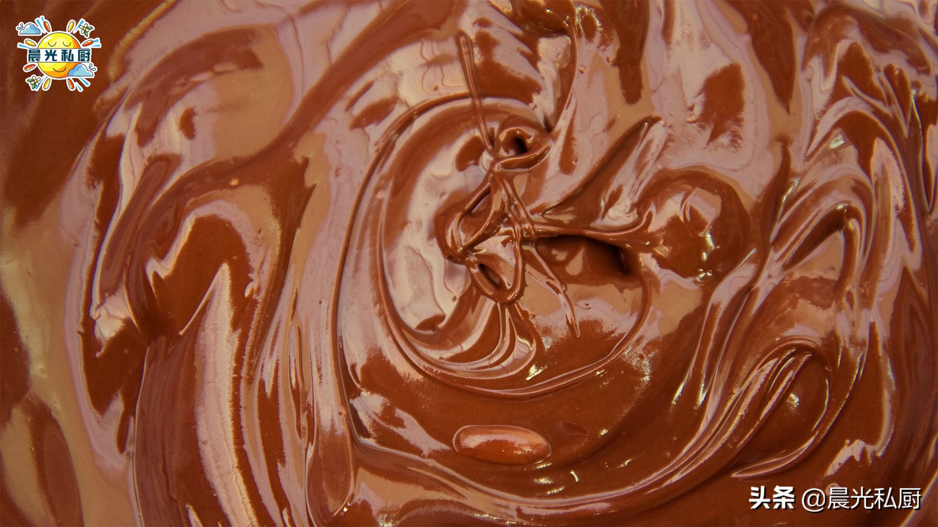 碱化可可粉和天然可可粉的区别(黑炭可可粉的小知识分享)