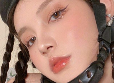 ​柳岩似乎只是个模糊的性感“标签”